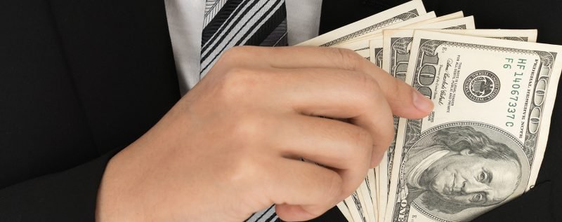 A COMPULSÃO PELO SUCESSO E PELO DINHEIRO